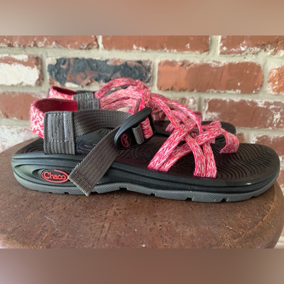 Chacos - Picture 6 of 10